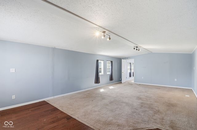 371 S Hendricks Drive, Greenwood, IN 46142