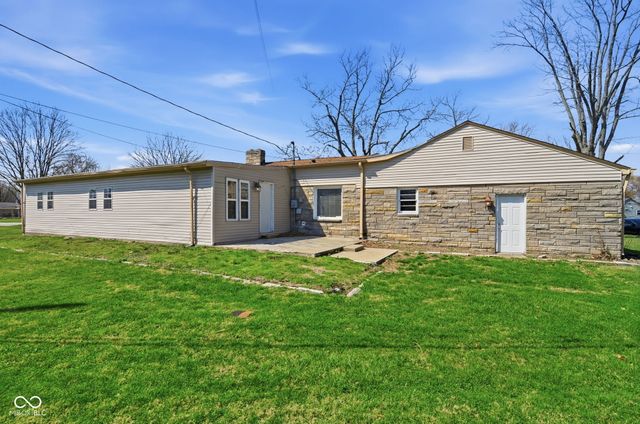 371 S Hendricks Drive, Greenwood, IN 46142