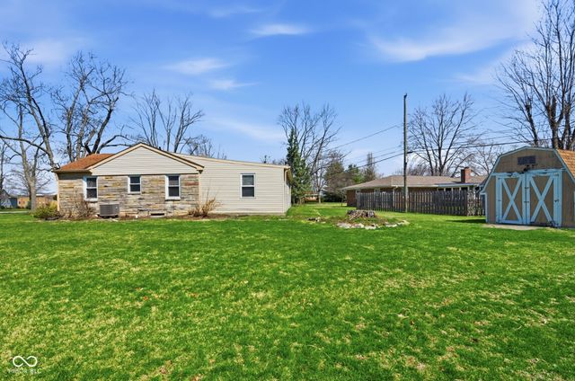 371 S Hendricks Drive, Greenwood, IN 46142