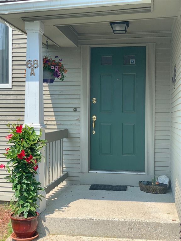 68 Hilltop Drive A, North Providence, RI 02904