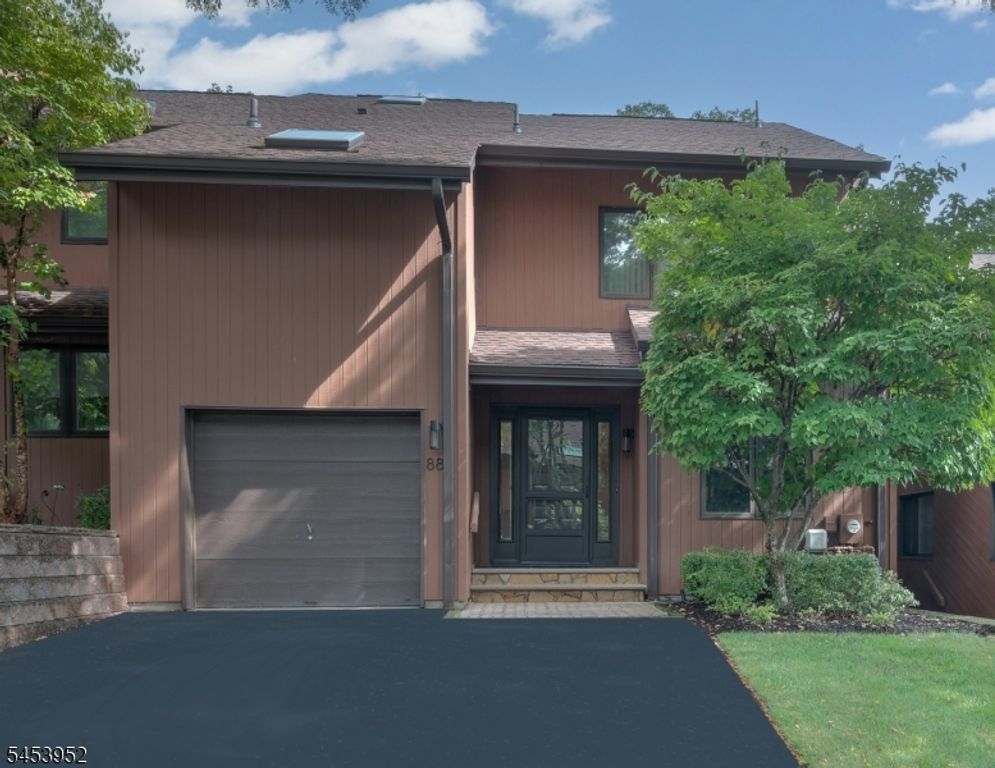 88 Sullivan Dr, West Orange Twp., NJ 07052 — exterior