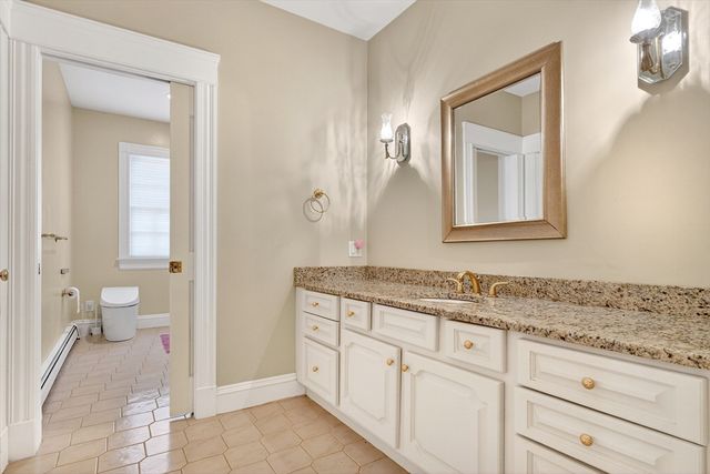 451 Wellesley St, Weston, MA 02493