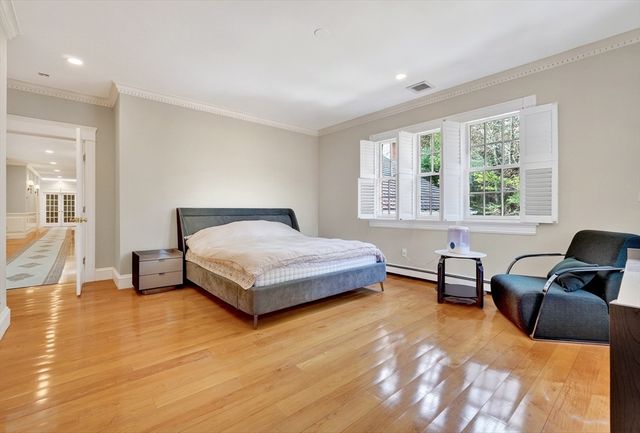 451 Wellesley St, Weston, MA 02493