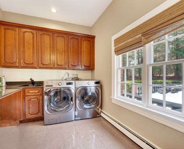 451 Wellesley St, Weston, MA 02493
