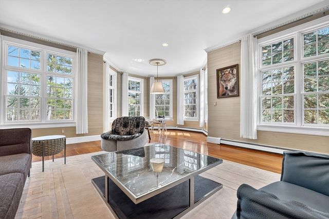 451 Wellesley St, Weston, MA 02493