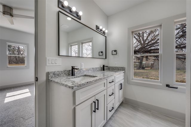 1102 Church Street, Dallas, TX 75203