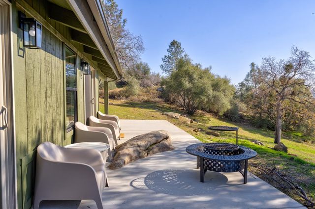 43956 Rocky Ridge Road, Coarsegold, CA 93614