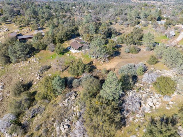 43956 Rocky Ridge Road, Coarsegold, CA 93614