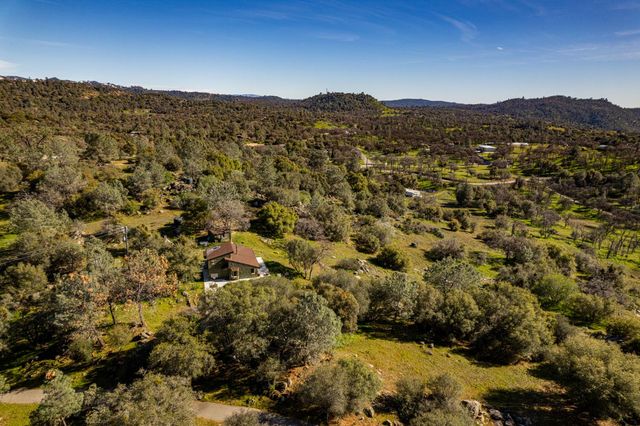 43956 Rocky Ridge Road, Coarsegold, CA 93614