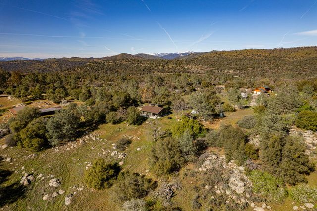 43956 Rocky Ridge Road, Coarsegold, CA 93614