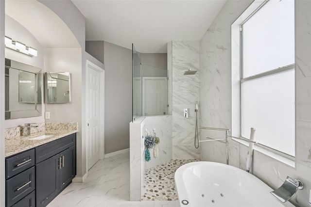 13805 EAGLES GLEN COURT, Orlando, FL 32837