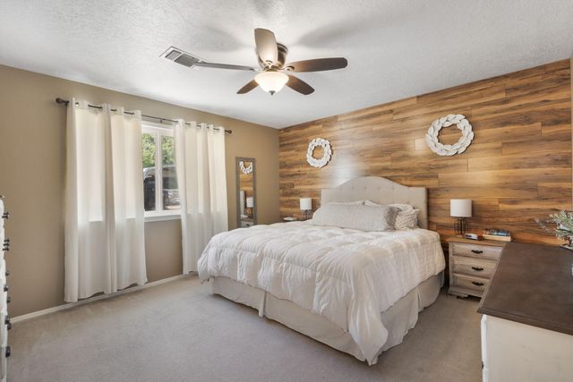 6412 Harper Court NE, Albuquerque, NM 87109