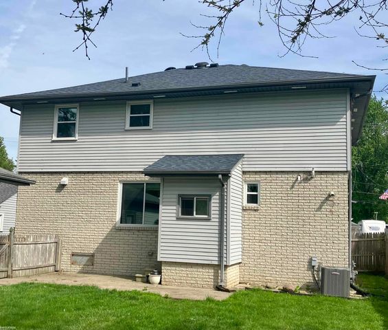 36251 Milo Street, New Baltimore, MI 48047