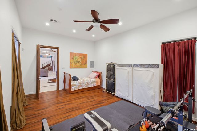 1426 NAPIER AVE, San Antonio, TX 78214