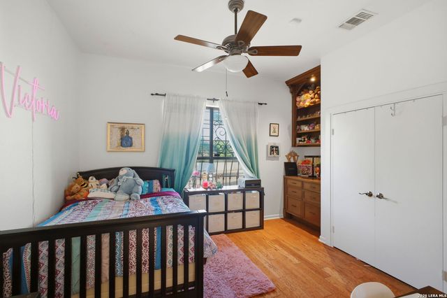 1426 NAPIER AVE, San Antonio, TX 78214