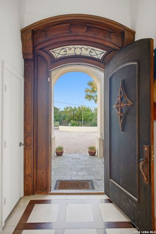 1426 NAPIER AVE, San Antonio, TX 78214