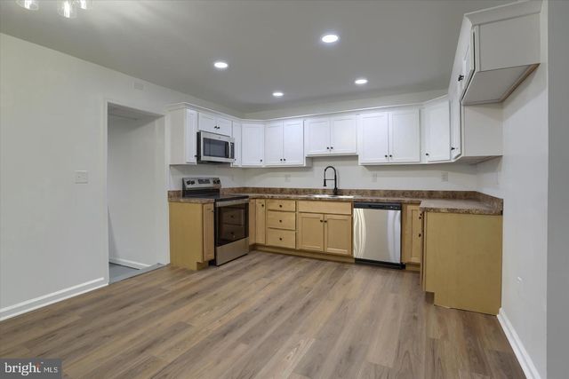 38 STANLEY, New Oxford, PA 17350