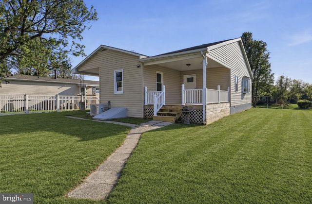 38 STANLEY, New Oxford, PA 17350