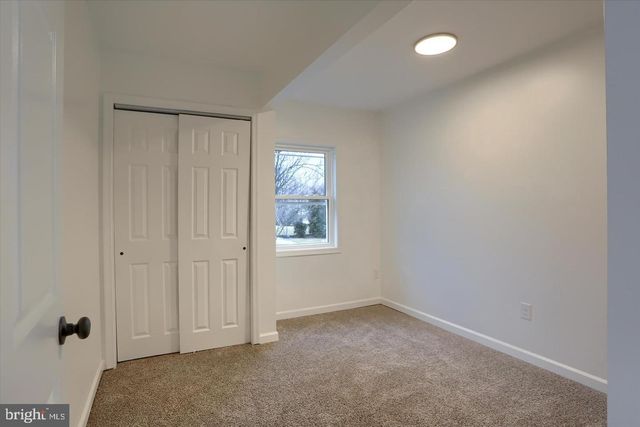 38 STANLEY, New Oxford, PA 17350