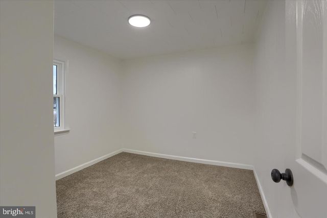 38 STANLEY, New Oxford, PA 17350