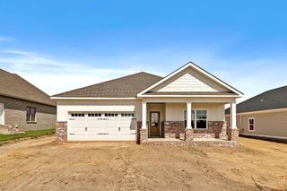 262 Weeping Willow Trail, Headland, AL 36345