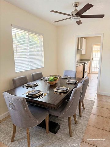 1906 S Broadway, Santa Ana, CA 92707