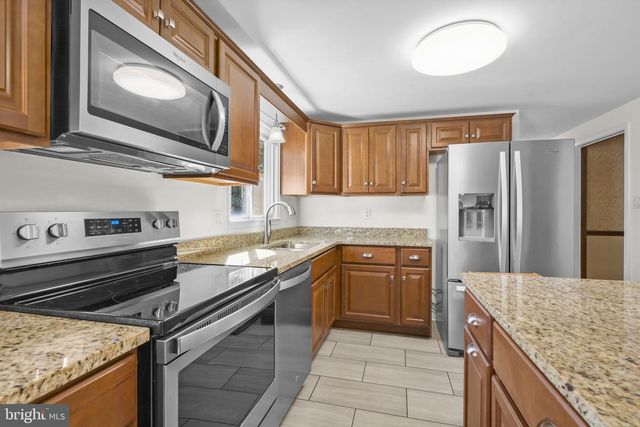 43063 HUGH DR, Hollywood, MD 20636