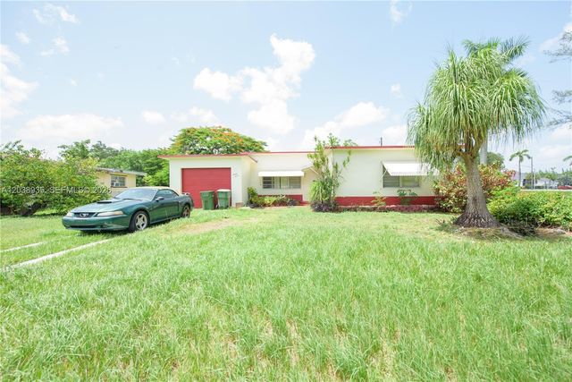 27 NW 18th St, Homestead, FL 33030