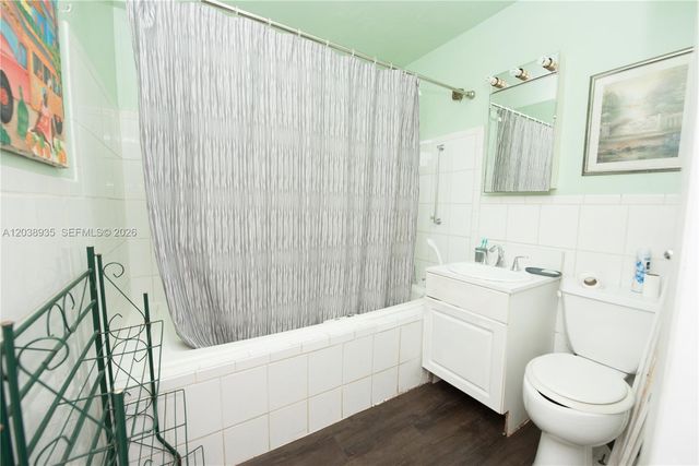 27 NW 18th St, Homestead, FL 33030