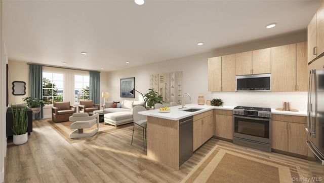 111 Hempstead Turnpike TH01, West Hempstead, NY 11552