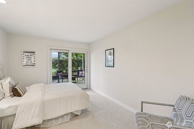 1220 80th Place NE, Medina, WA 98039