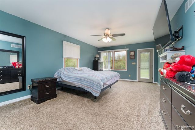 5753 Gregory Road, Gregory, MI 48137