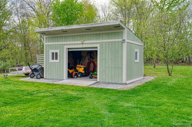 5753 Gregory Road, Gregory, MI 48137