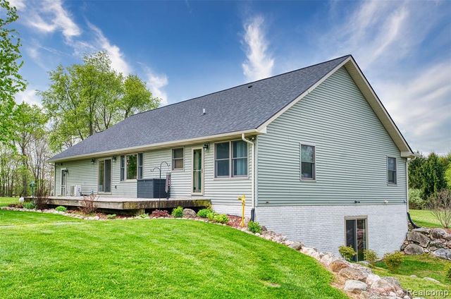 5753 Gregory Road, Gregory, MI 48137