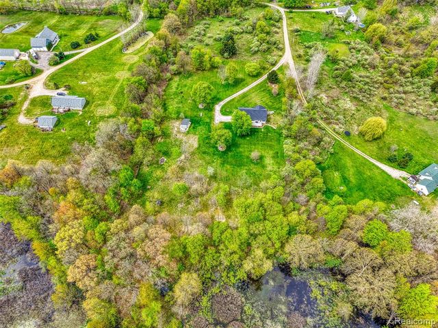 5753 Gregory Road, Gregory, MI 48137
