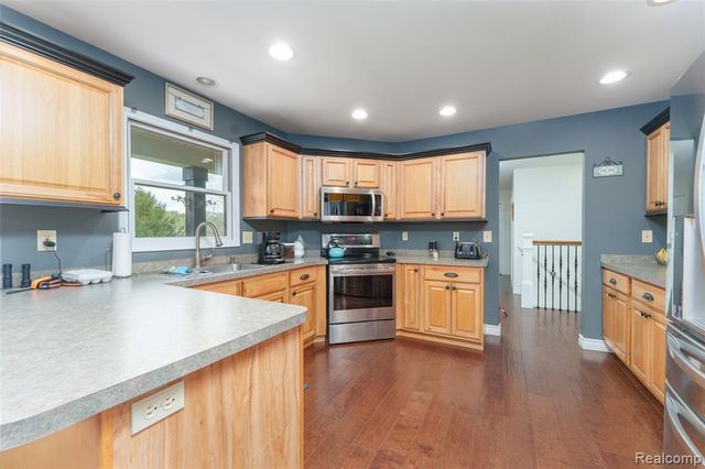 5753 Gregory Road, Gregory, MI 48137