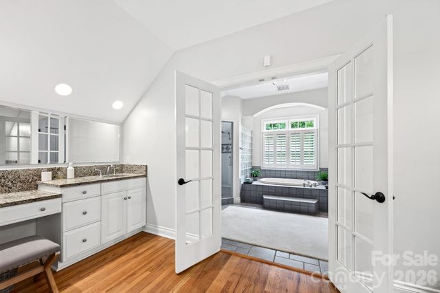 10 Blackberry Lane, Asheville, NC 28804
