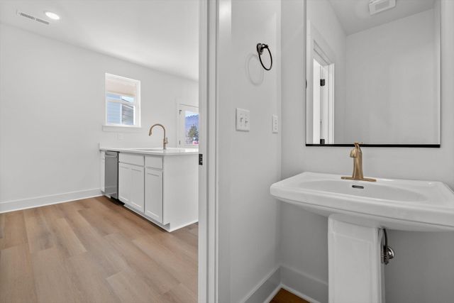 580 W 35th Street, Chattanooga, TN 37410