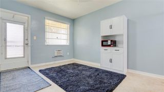 28 NW 170th St 2, North Miami Beach, FL 33169