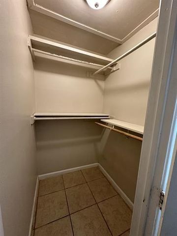 406 Hawthorne St Street A, Houston, TX 77006