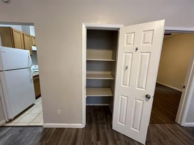406 Hawthorne St Street A, Houston, TX 77006