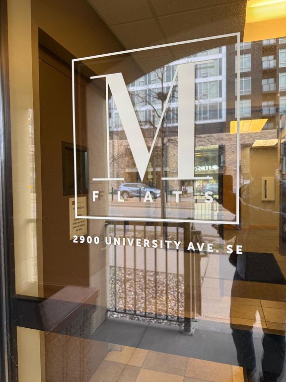 2900 University Avenue SE 402, Minneapolis, MN 55414 — photo 2