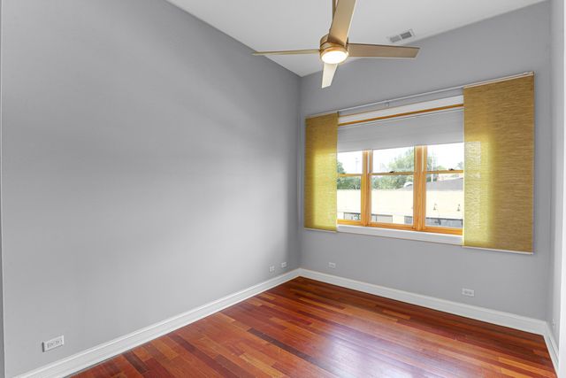 4755 N WASHTENAW Avenue 209, Chicago, IL 60625
