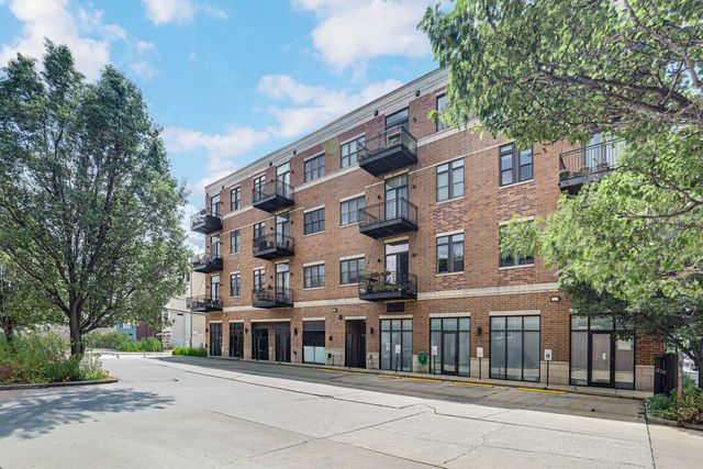 4755 N WASHTENAW Avenue 209, Chicago, IL 60625