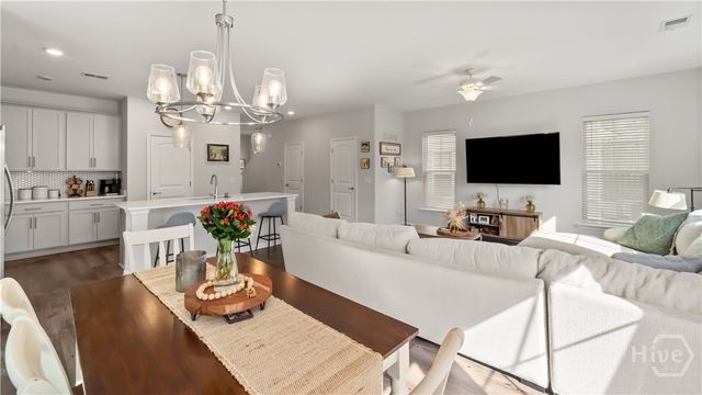 242 Flagler Drive, Savannah, GA 31419