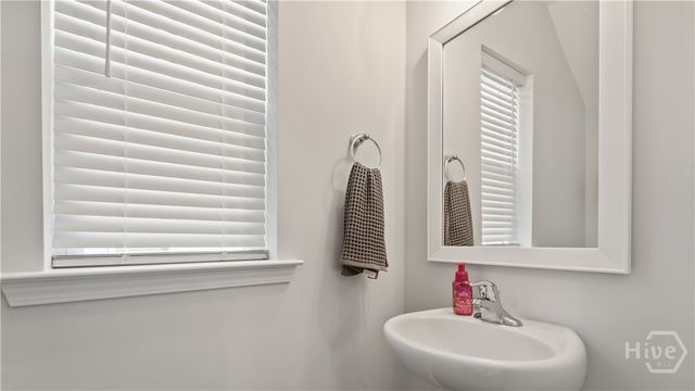 242 Flagler Drive, Savannah, GA 31419