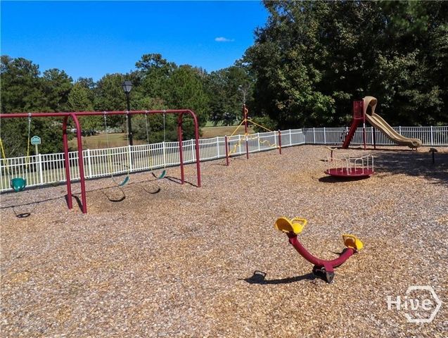 242 Flagler Drive, Savannah, GA 31419