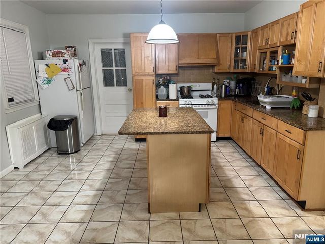 274 Hayward Place 1, Wallington, NJ 07057