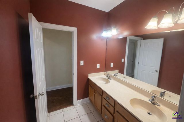 104 Flora Circle, Warner Robins, GA 31088