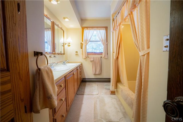 158 Cross Road, Laurens, NY 13825